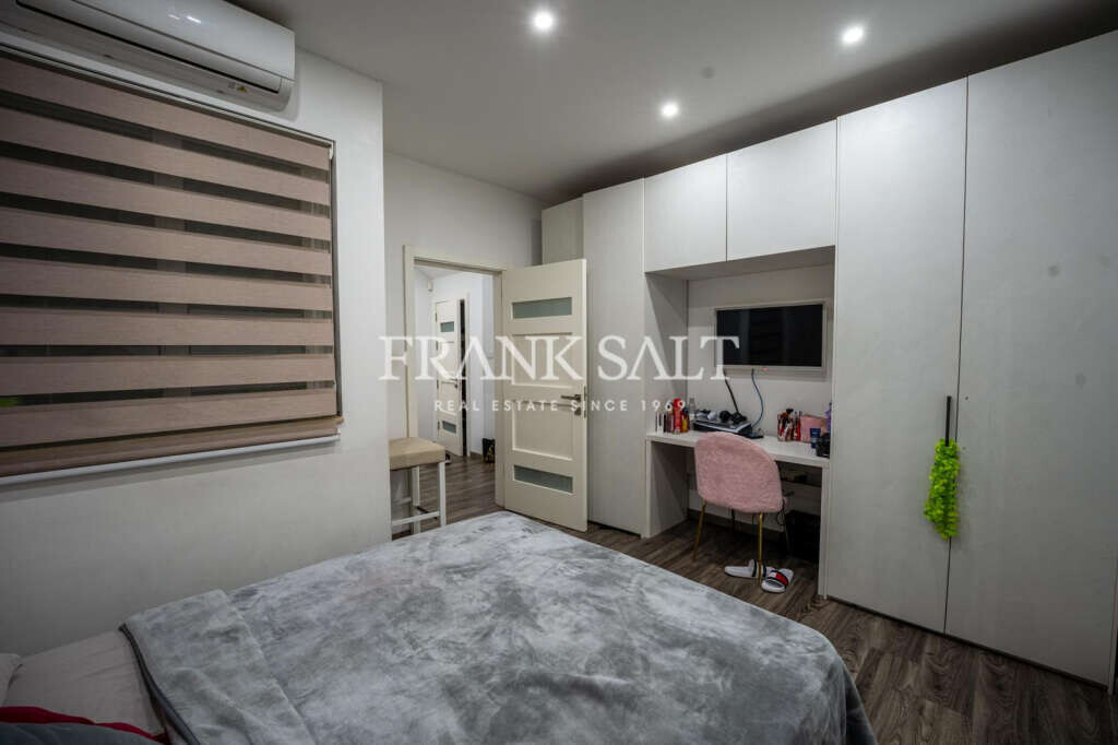 Swieqi, 3 Bedrooms Bedrooms, ,2 BathroomsBathrooms,For Sale,FRSA-925120