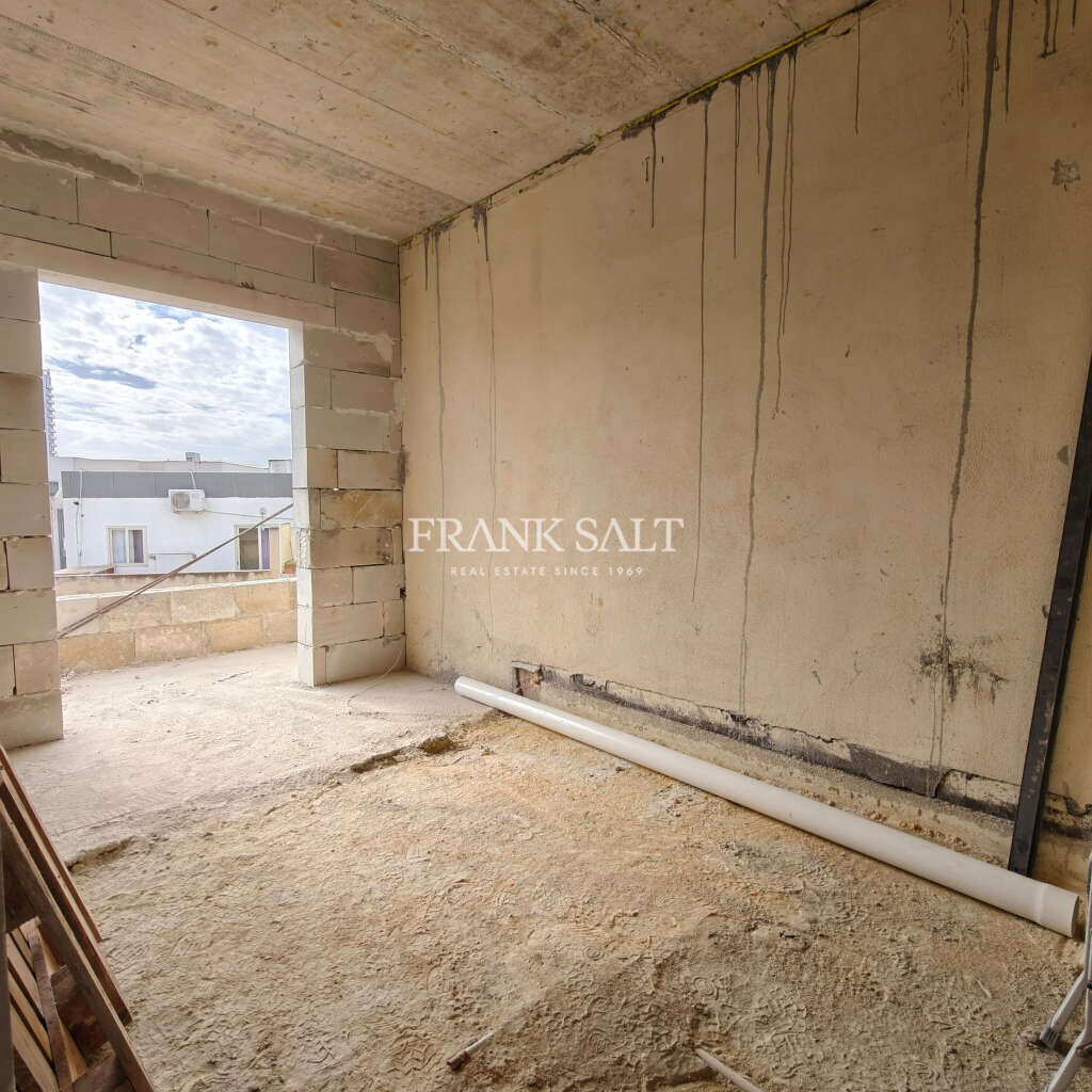 Gzira, 2 Bedrooms Bedrooms, ,2 BathroomsBathrooms,For Sale,FRSA-925112