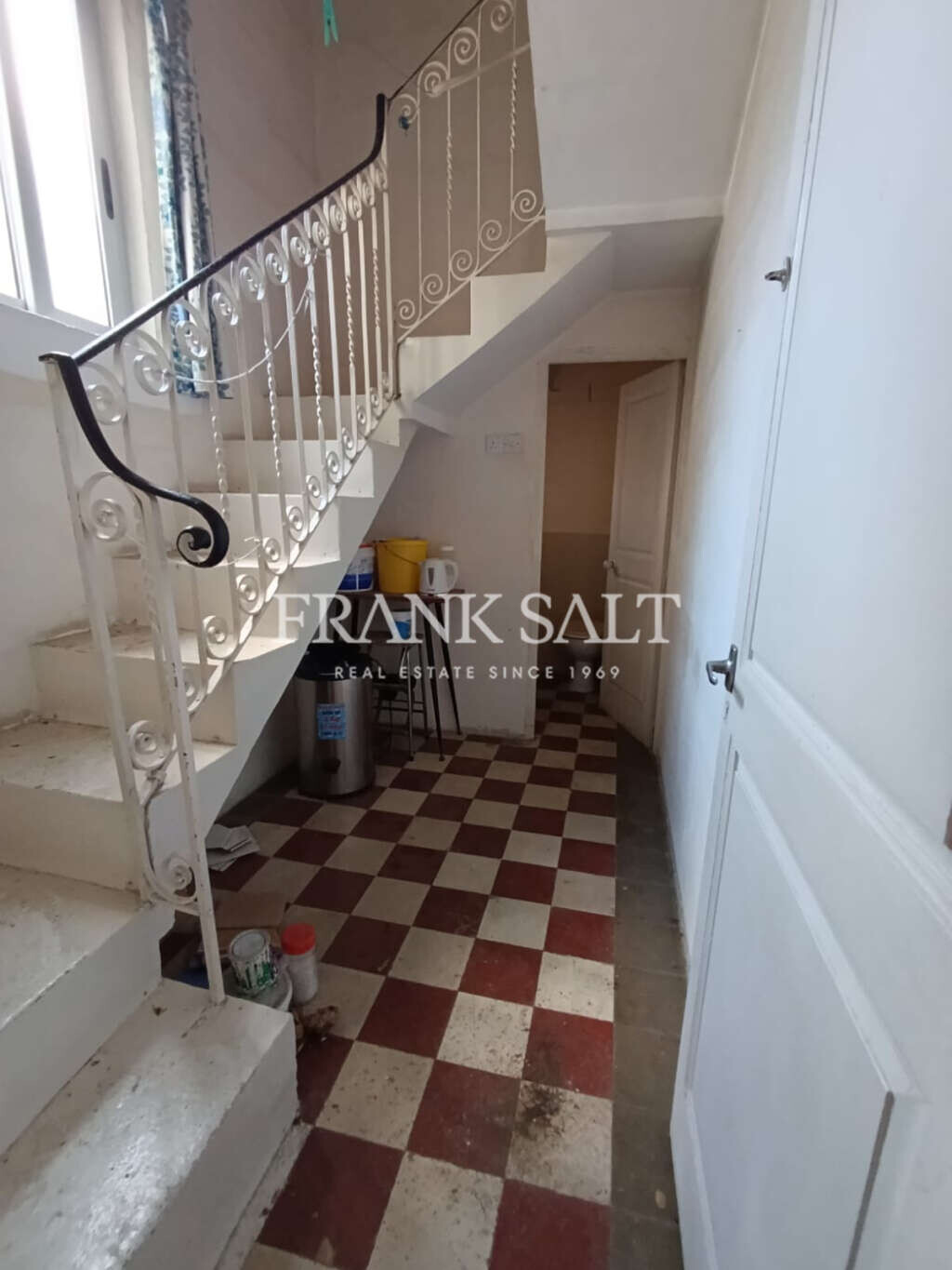 Mosta, 3 Bedrooms Bedrooms, ,2 BathroomsBathrooms,For Sale,FRSA-925034