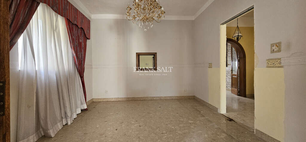 Naxxar, 4 Bedrooms Bedrooms, ,3 BathroomsBathrooms,For Sale,FRSA-925026