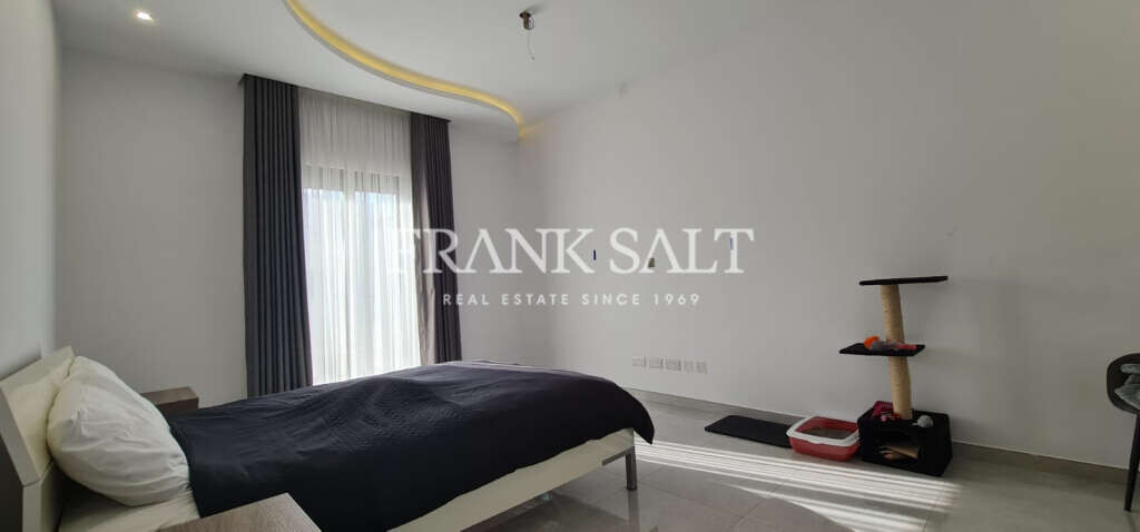 Mellieha, 3 Bedrooms Bedrooms, ,1 BathroomBathrooms,For Sale,FRSA-925042