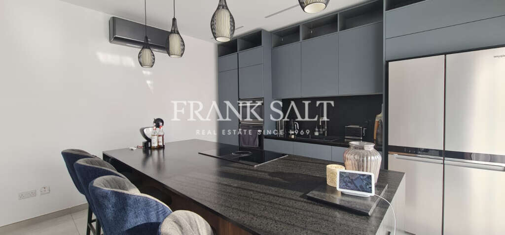 Mellieha, 3 Bedrooms Bedrooms, ,1 BathroomBathrooms,For Sale,FRSA-925042