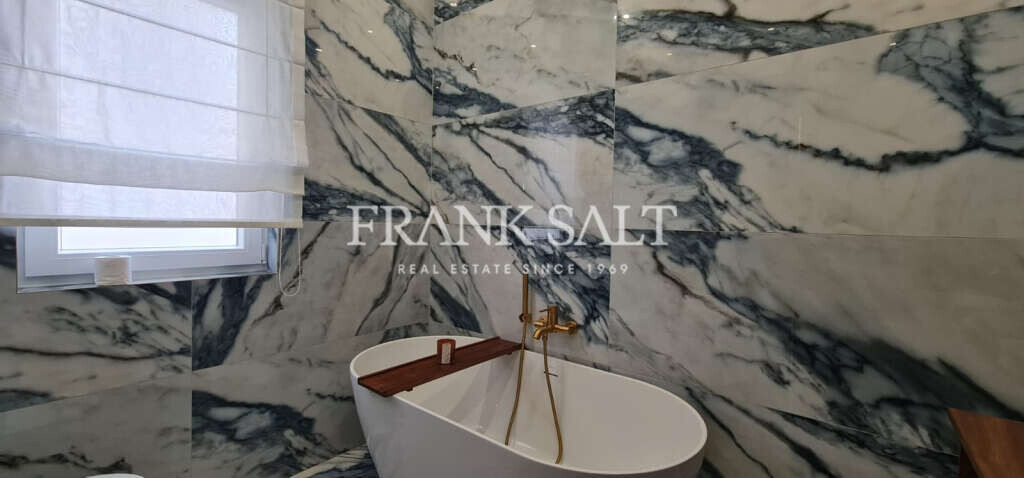 Mellieha, 3 Bedrooms Bedrooms, ,1 BathroomBathrooms,For Sale,FRSA-925042