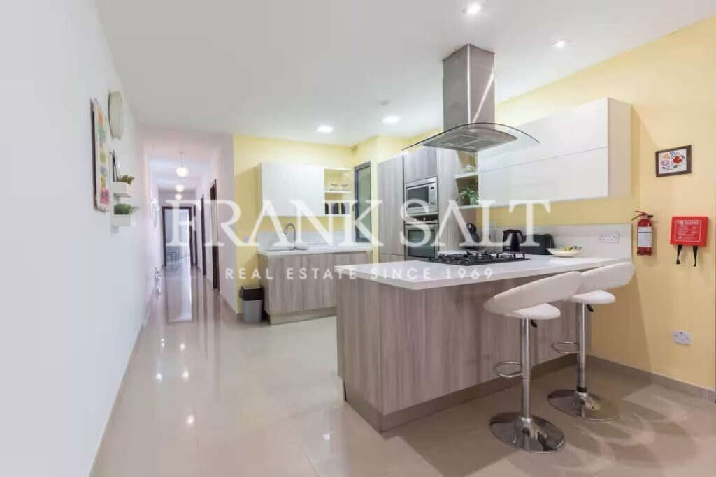 St Julians, 3 Bedrooms Bedrooms, ,1 BathroomBathrooms,For Sale,FRSA-925039