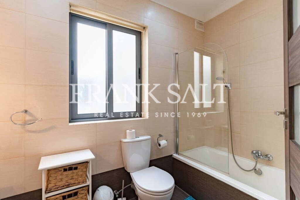 St Julians, 3 Bedrooms Bedrooms, ,1 BathroomBathrooms,For Sale,FRSA-925039
