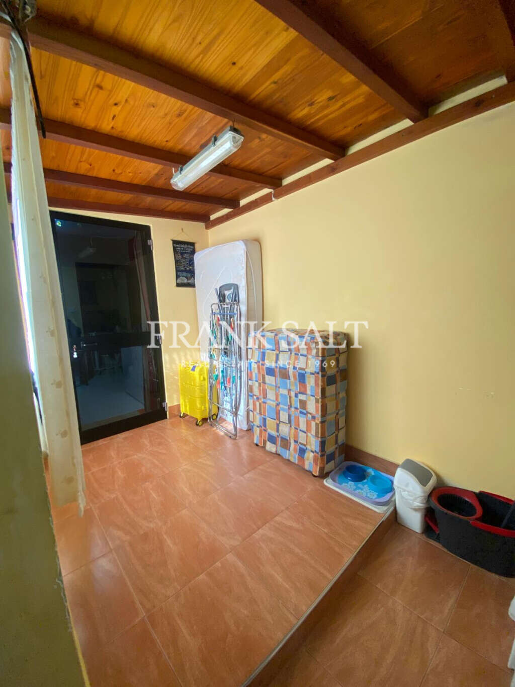 Mosta, 3 Bedrooms Bedrooms, ,1 BathroomBathrooms,For Sale,FRSA-924894