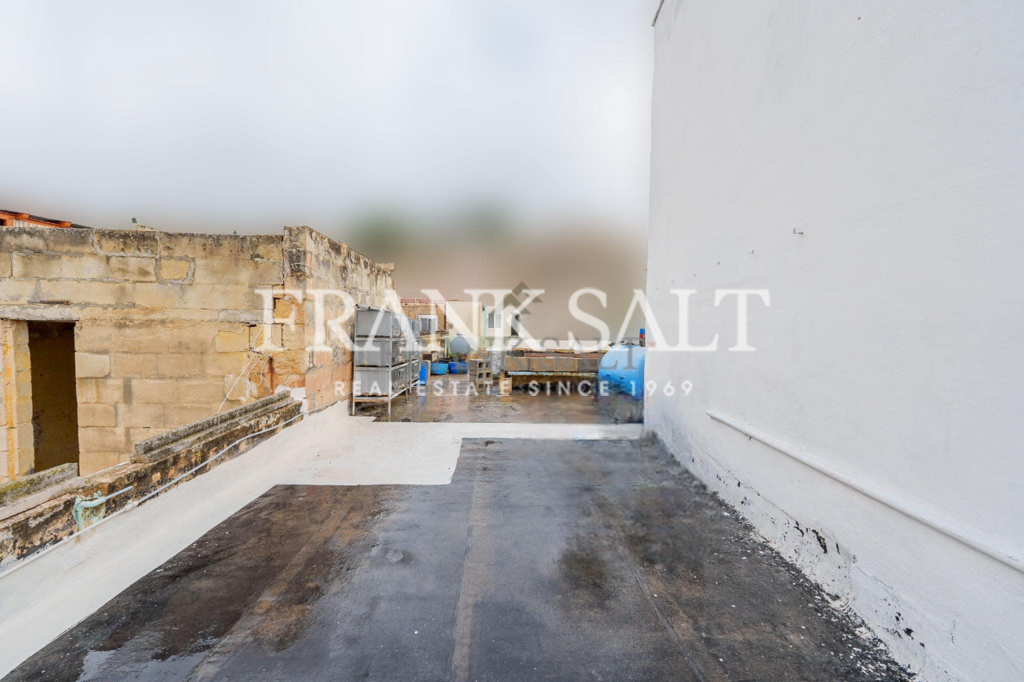 Kalkara, 4 Bedrooms Bedrooms, ,1 BathroomBathrooms,For Sale,FRSA-924723