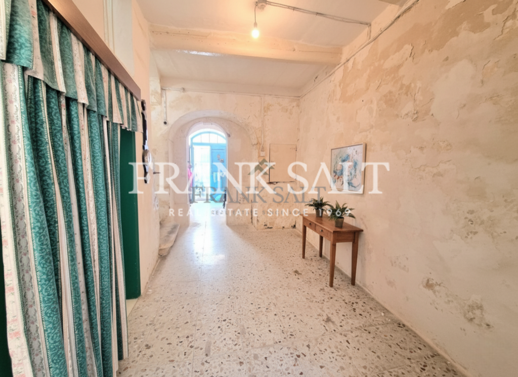 Mosta, 2 Bedrooms Bedrooms, ,1 BathroomBathrooms,For Sale,FRSA-924204