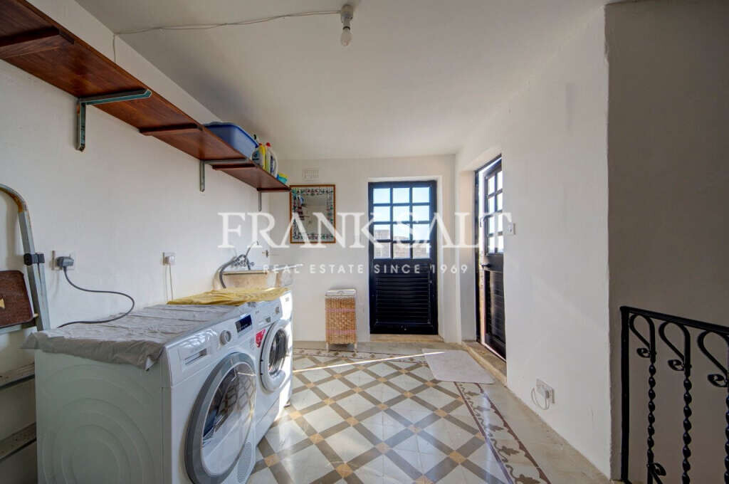Balzan, 4 Bedrooms Bedrooms, ,3 BathroomsBathrooms,For Sale,FRSA-911845