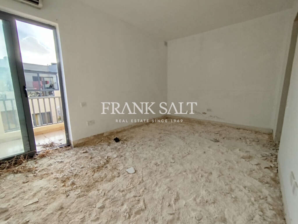 Mosta, 3 Bedrooms Bedrooms, ,2 BathroomsBathrooms,For Sale,FRSA-924481