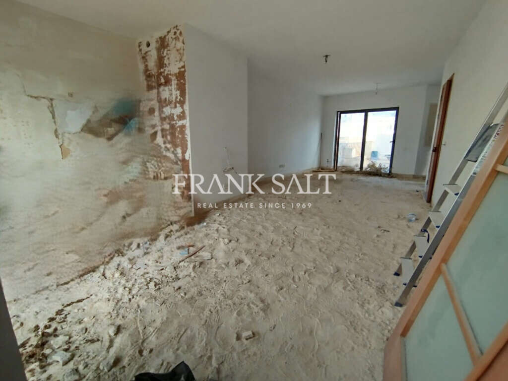 Mosta, 3 Bedrooms Bedrooms, ,2 BathroomsBathrooms,For Sale,FRSA-924481