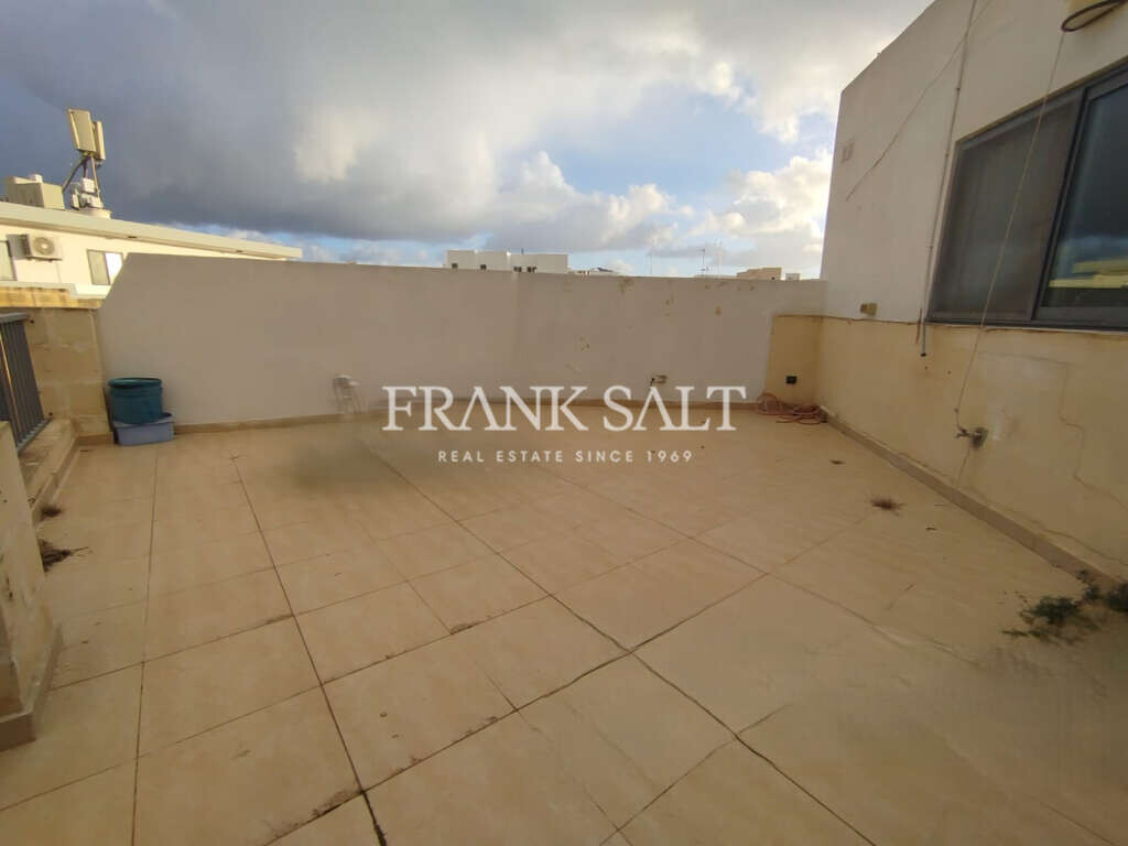 Mosta, 3 Bedrooms Bedrooms, ,2 BathroomsBathrooms,For Sale,FRSA-924481
