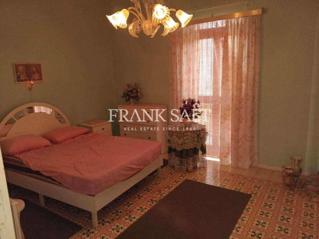Birzebbugia, 3 Bedrooms Bedrooms, ,1 BathroomBathrooms,For Sale,FRSA-924830