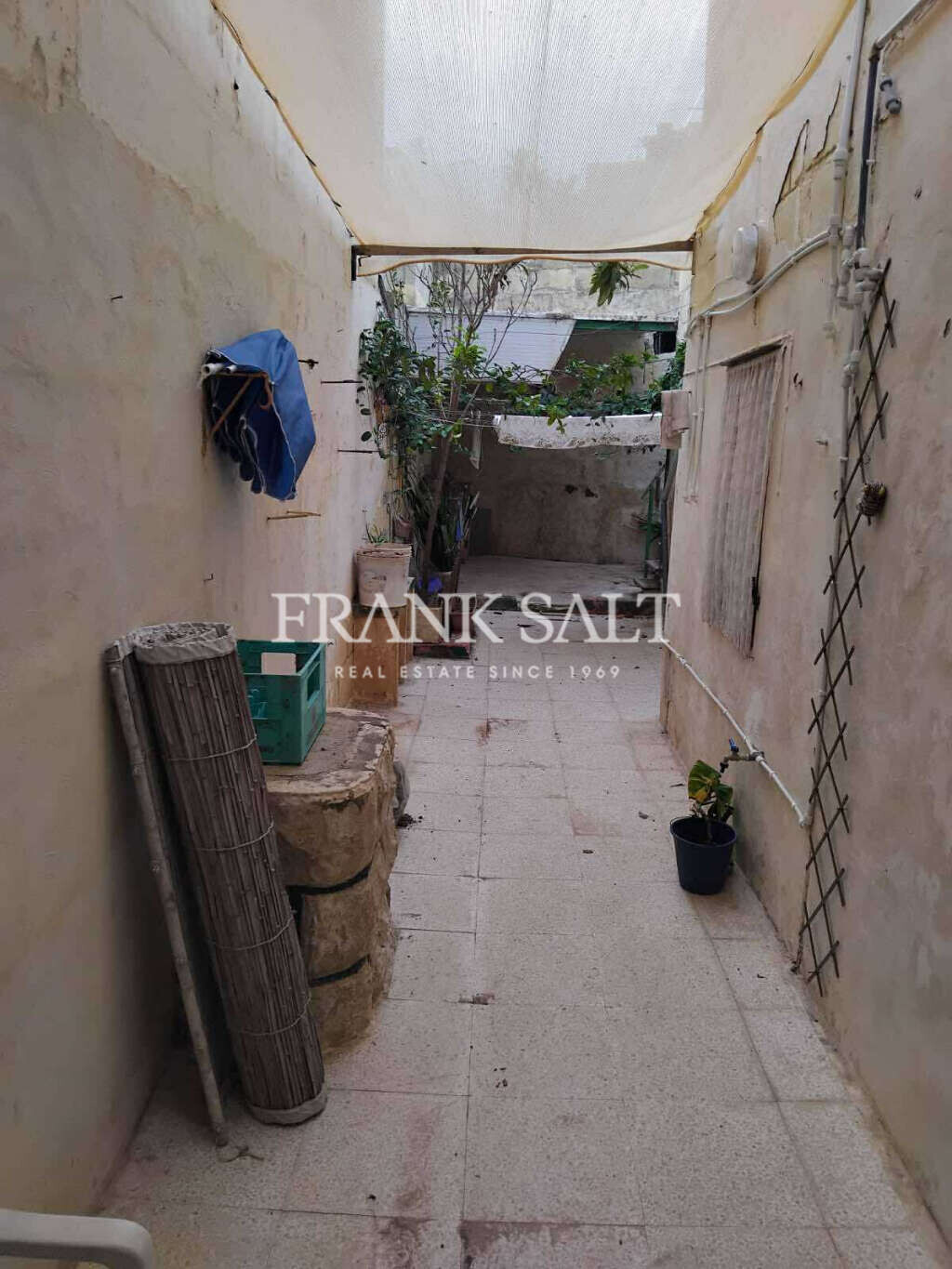 Birzebbugia, 3 Bedrooms Bedrooms, ,1 BathroomBathrooms,For Sale,FRSA-924830