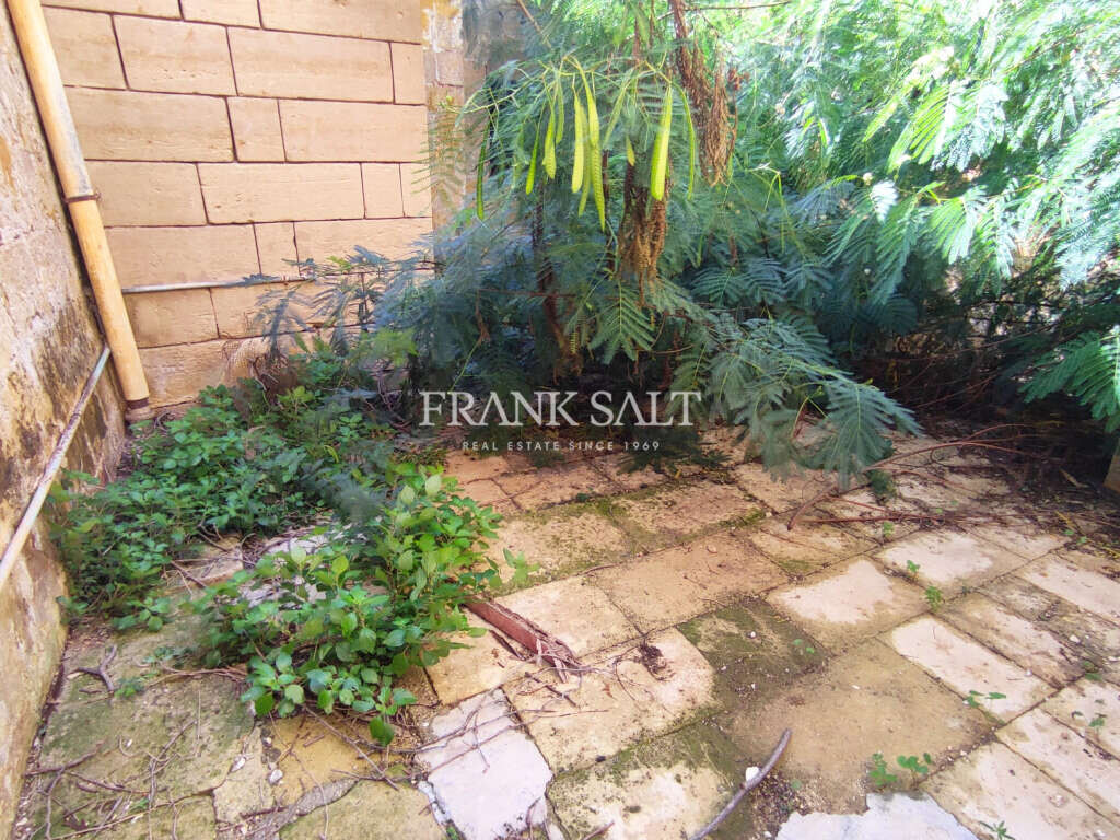 Zurrieq, 4 Bedrooms Bedrooms, ,2 BathroomsBathrooms,For Sale,FRSA-621282