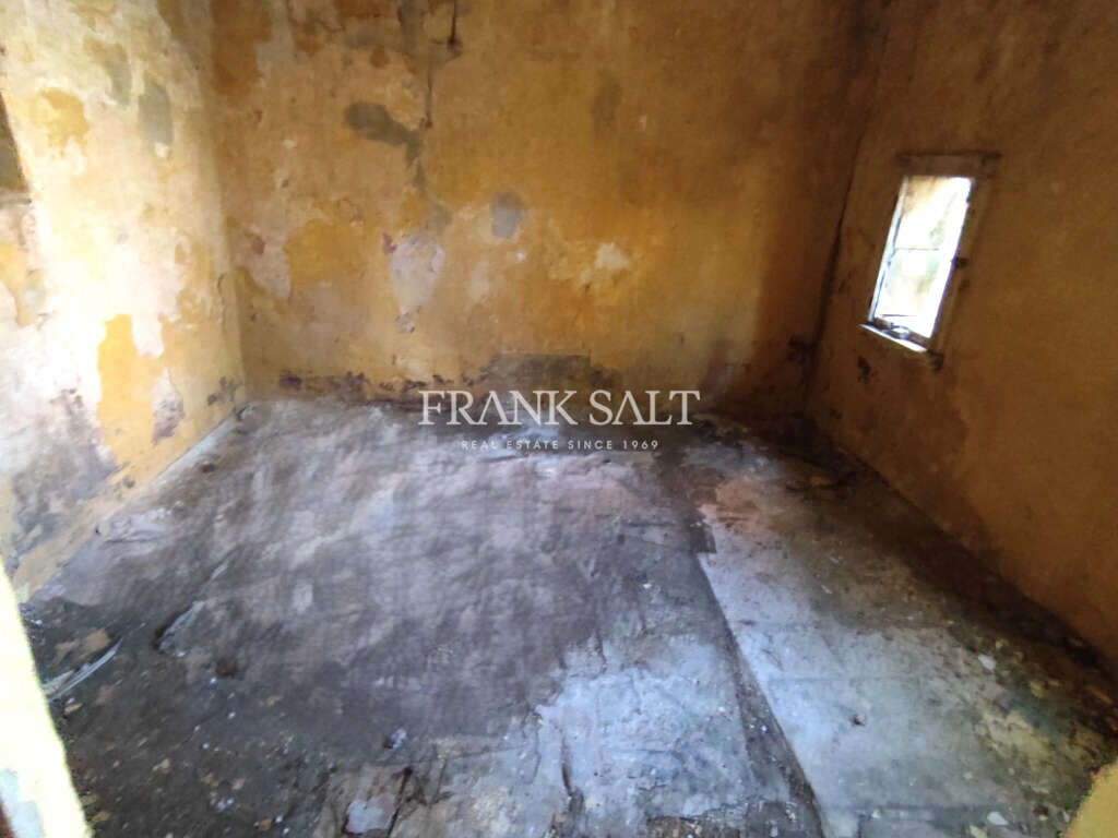 Zurrieq, 4 Bedrooms Bedrooms, ,2 BathroomsBathrooms,For Sale,FRSA-621282