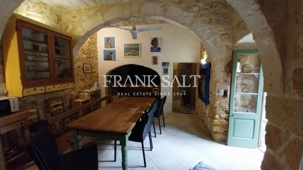 Xaghra, Gozo, 3 Bedrooms Bedrooms, ,1 BathroomBathrooms,For Sale,FRSA-104344