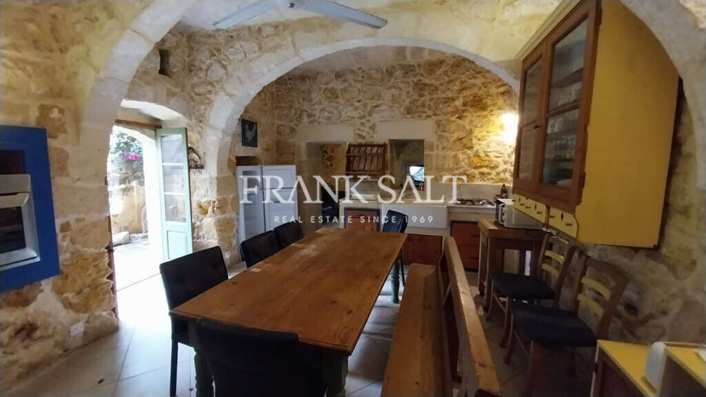 Xaghra, Gozo, 3 Bedrooms Bedrooms, ,1 BathroomBathrooms,For Sale,FRSA-104344