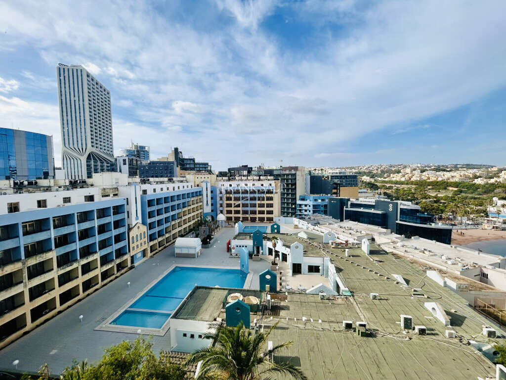 St Julians, 3 Bedrooms Bedrooms, ,1 BathroomBathrooms,For Sale,FRSA-924681