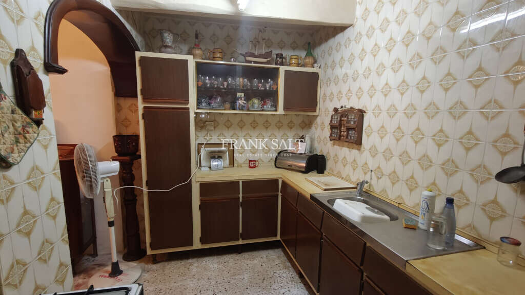 Zabbar, 3 Bedrooms Bedrooms, ,1 BathroomBathrooms,For Sale,FRSA-924450