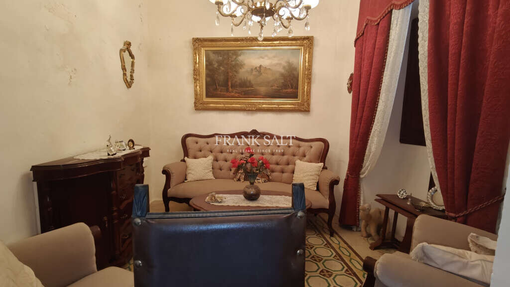 Zabbar, 3 Bedrooms Bedrooms, ,1 BathroomBathrooms,For Sale,FRSA-924450