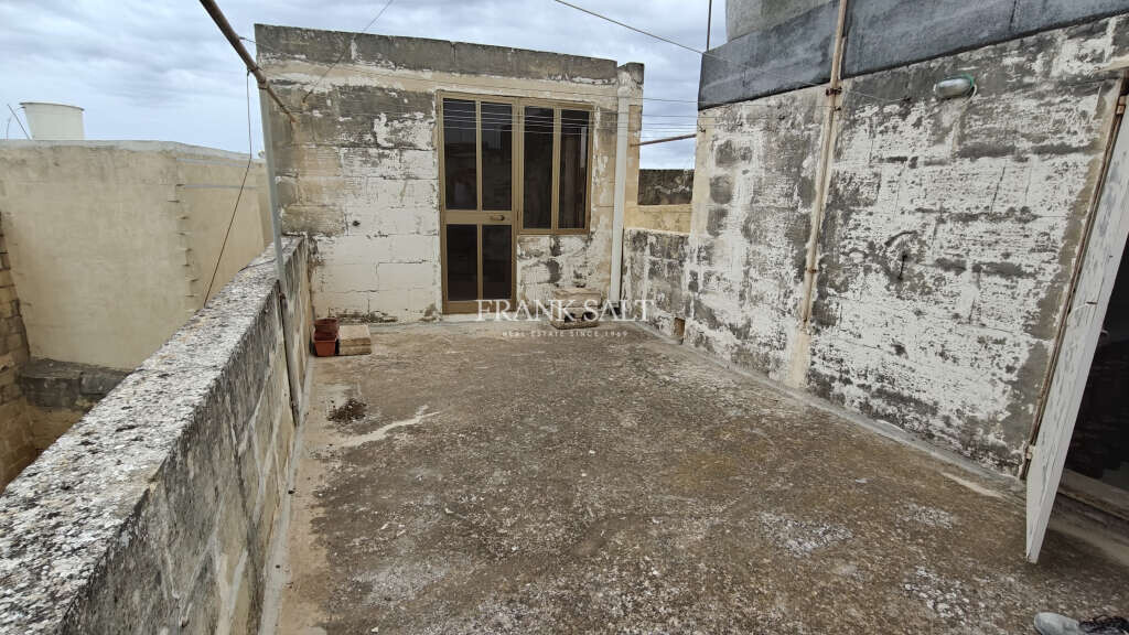 Zabbar, 3 Bedrooms Bedrooms, ,1 BathroomBathrooms,For Sale,FRSA-924450