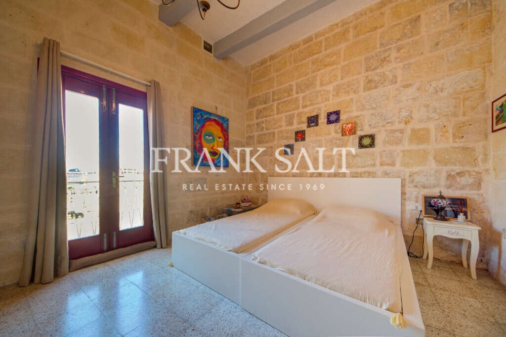 Cospicua, 2 Bedrooms Bedrooms, ,1 BathroomBathrooms,For Sale,FRSA-924024