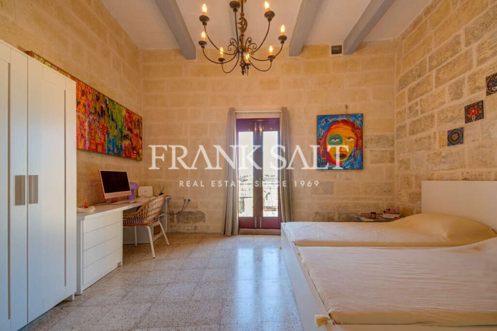 Cospicua, 2 Bedrooms Bedrooms, ,1 BathroomBathrooms,For Sale,FRSA-924024