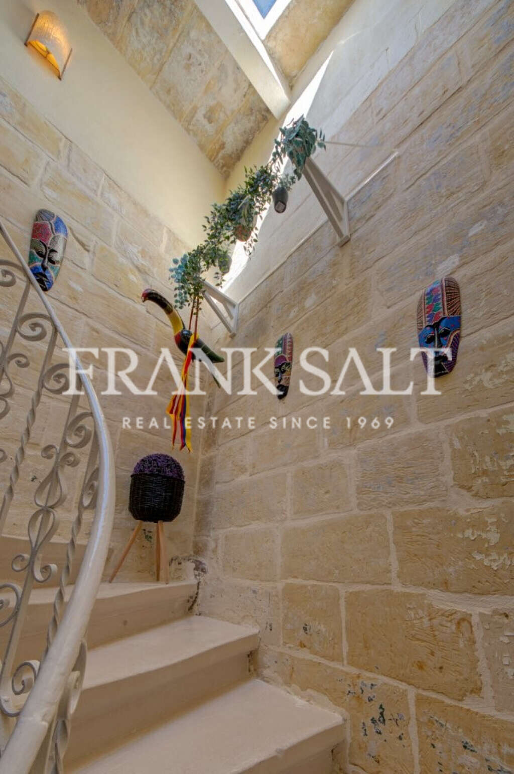 Cospicua, 2 Bedrooms Bedrooms, ,1 BathroomBathrooms,For Sale,FRSA-924024