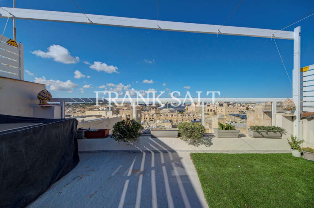 Cospicua, 2 Bedrooms Bedrooms, ,1 BathroomBathrooms,For Sale,FRSA-924024