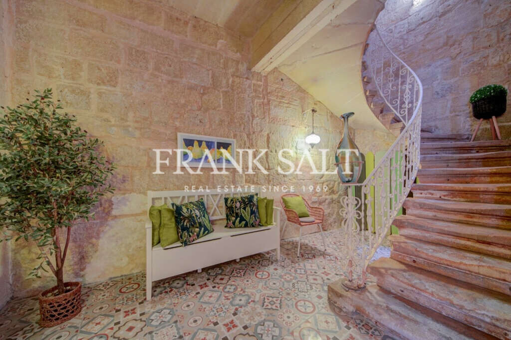 Cospicua, 2 Bedrooms Bedrooms, ,1 BathroomBathrooms,For Sale,FRSA-924024