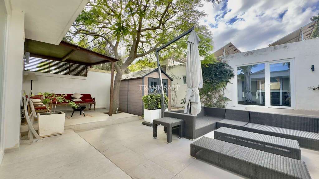 Burmarrad, 5 Bedrooms Bedrooms, ,6 BathroomsBathrooms,For Sale,FRSA-924502