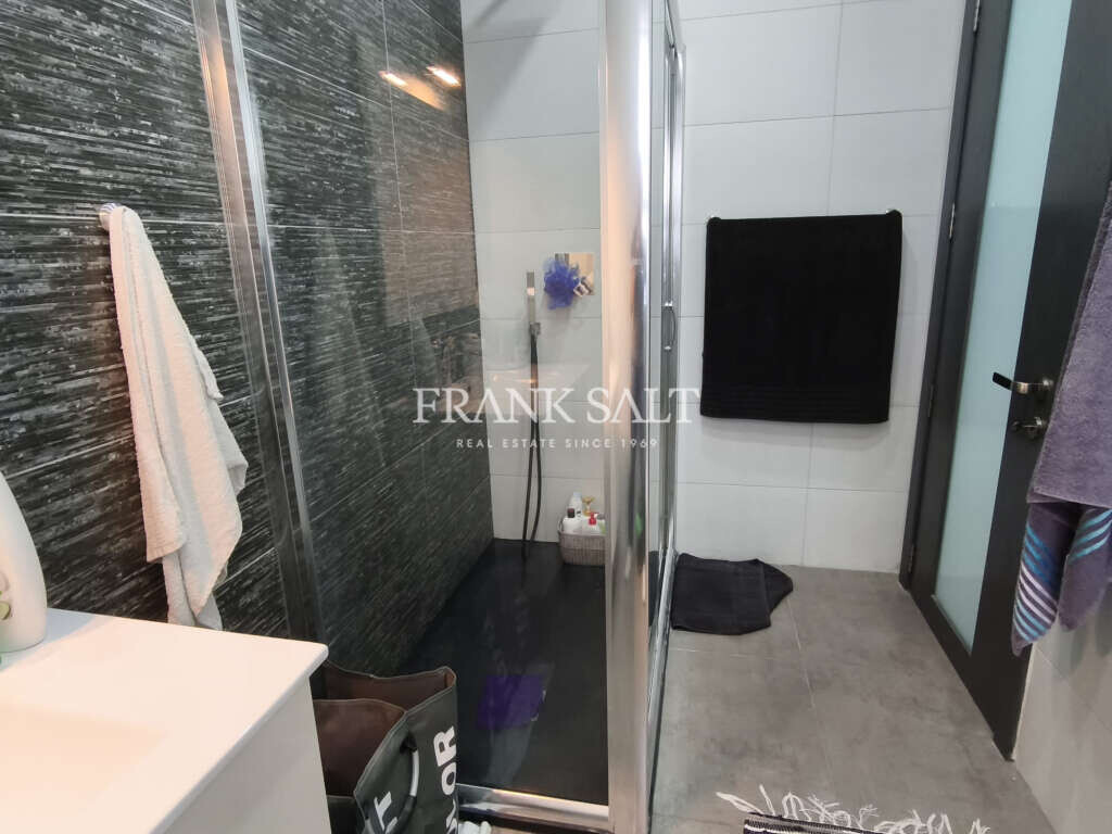 Zebbug, 2 Bedrooms Bedrooms, ,1 BathroomBathrooms,For Sale,FRSA-924341