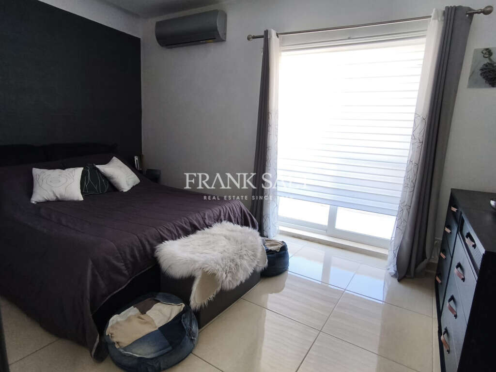 Zebbug, 2 Bedrooms Bedrooms, ,1 BathroomBathrooms,For Sale,FRSA-924341