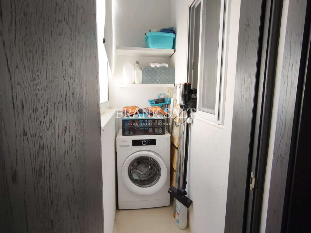 Zebbug, 2 Bedrooms Bedrooms, ,1 BathroomBathrooms,For Sale,FRSA-924341