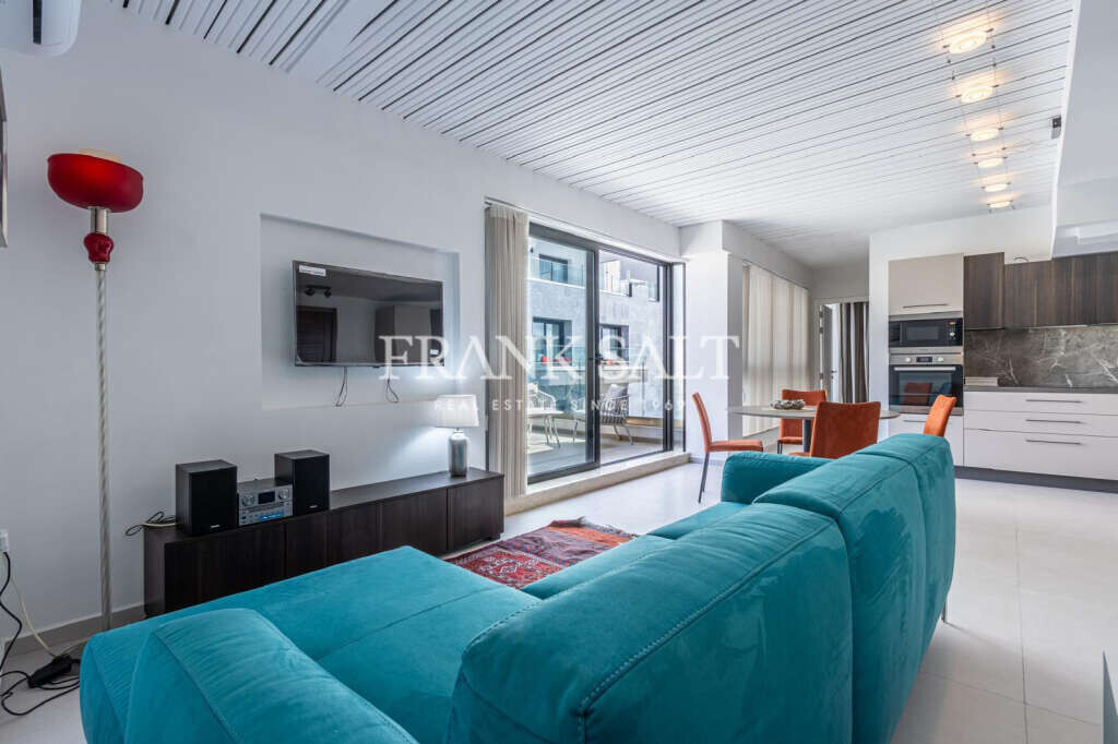 Gzira, 2 Bedrooms Bedrooms, ,For Sale,FRSA-924505