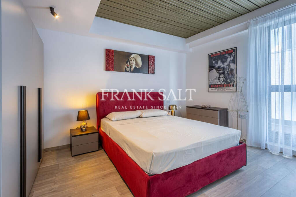 Gzira, 2 Bedrooms Bedrooms, ,For Sale,FRSA-924505