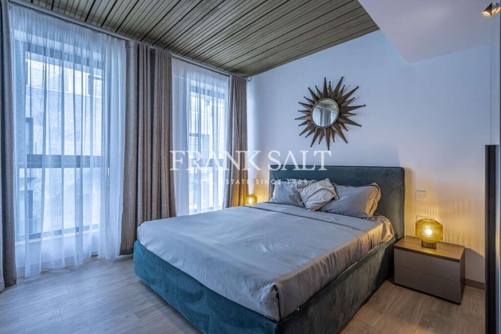 Gzira, 2 Bedrooms Bedrooms, ,For Sale,FRSA-924505