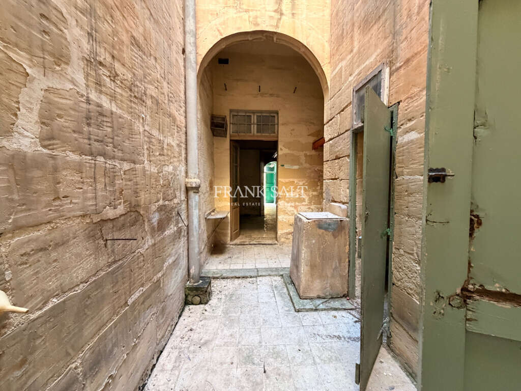 Zejtun, ,For Sale,FRSA-924352