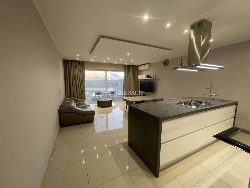 Marsaxlokk, 2 Bedrooms Bedrooms, ,For Sale,FRSA-924329