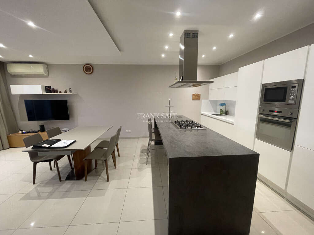 Marsaxlokk, 2 Bedrooms Bedrooms, ,For Sale,FRSA-924329