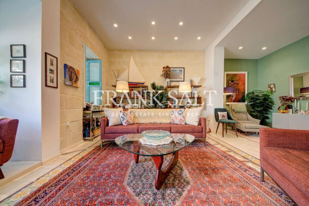 Cospicua, 3 Bedrooms Bedrooms, ,3 BathroomsBathrooms,For Sale,FRSA-924126