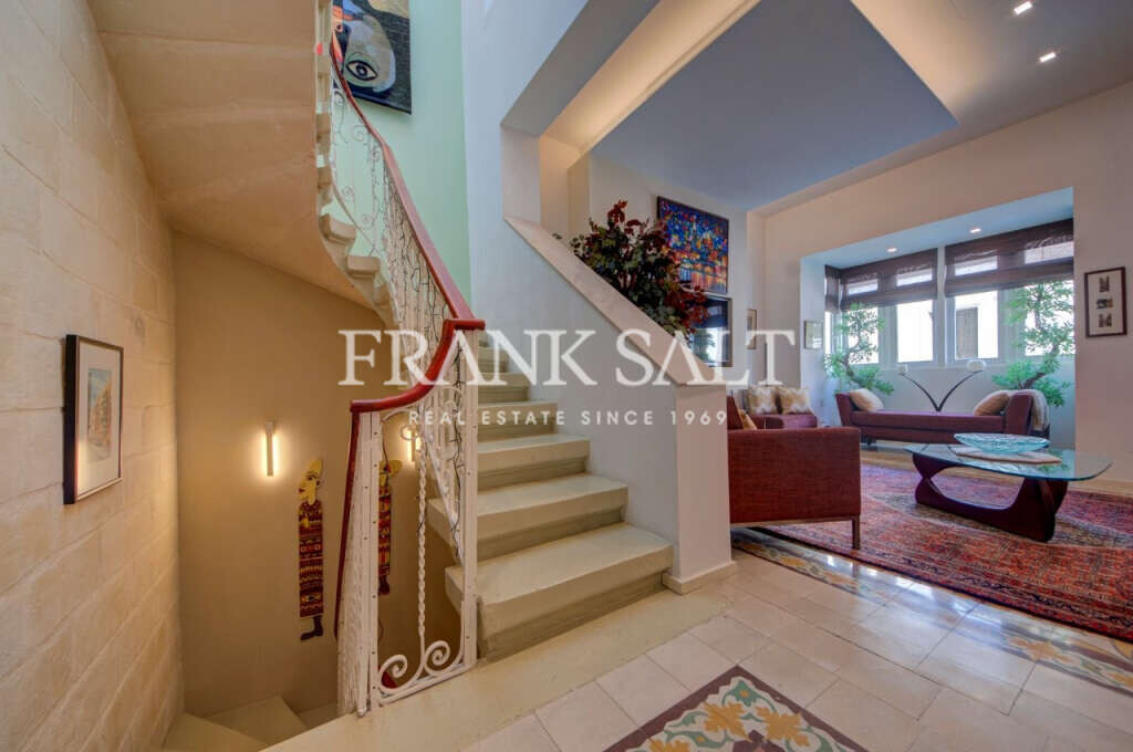 Cospicua, 3 Bedrooms Bedrooms, ,3 BathroomsBathrooms,For Sale,FRSA-924126