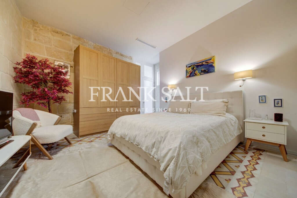 Cospicua, 3 Bedrooms Bedrooms, ,3 BathroomsBathrooms,For Sale,FRSA-924126