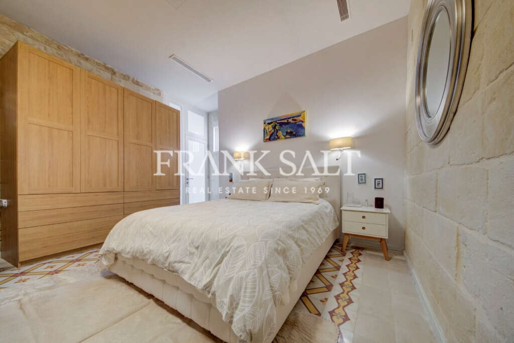 Cospicua, 3 Bedrooms Bedrooms, ,3 BathroomsBathrooms,For Sale,FRSA-924126