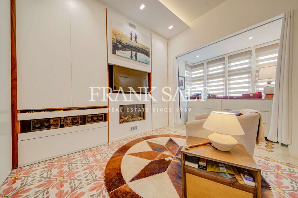 Cospicua, 3 Bedrooms Bedrooms, ,3 BathroomsBathrooms,For Sale,FRSA-924126