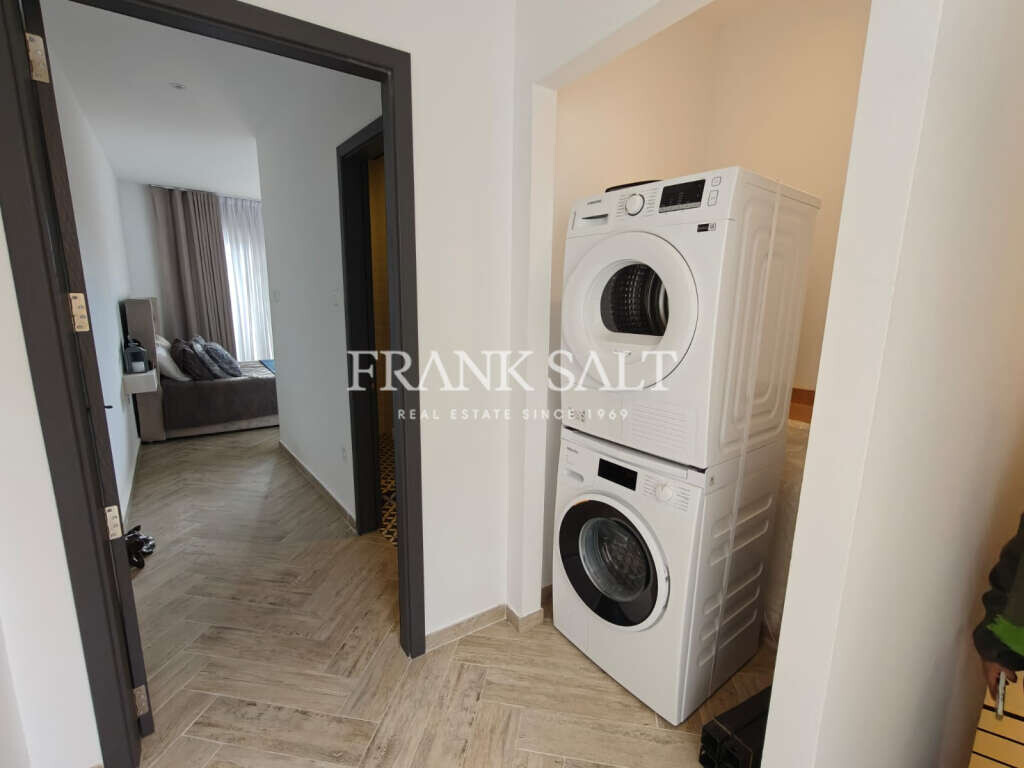 Rabat, 3 Bedrooms Bedrooms, ,1 BathroomBathrooms,For Sale,FRSA-924187