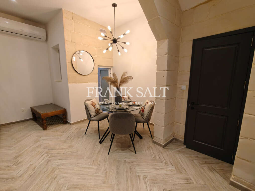 Rabat, 3 Bedrooms Bedrooms, ,1 BathroomBathrooms,For Sale,FRSA-924187