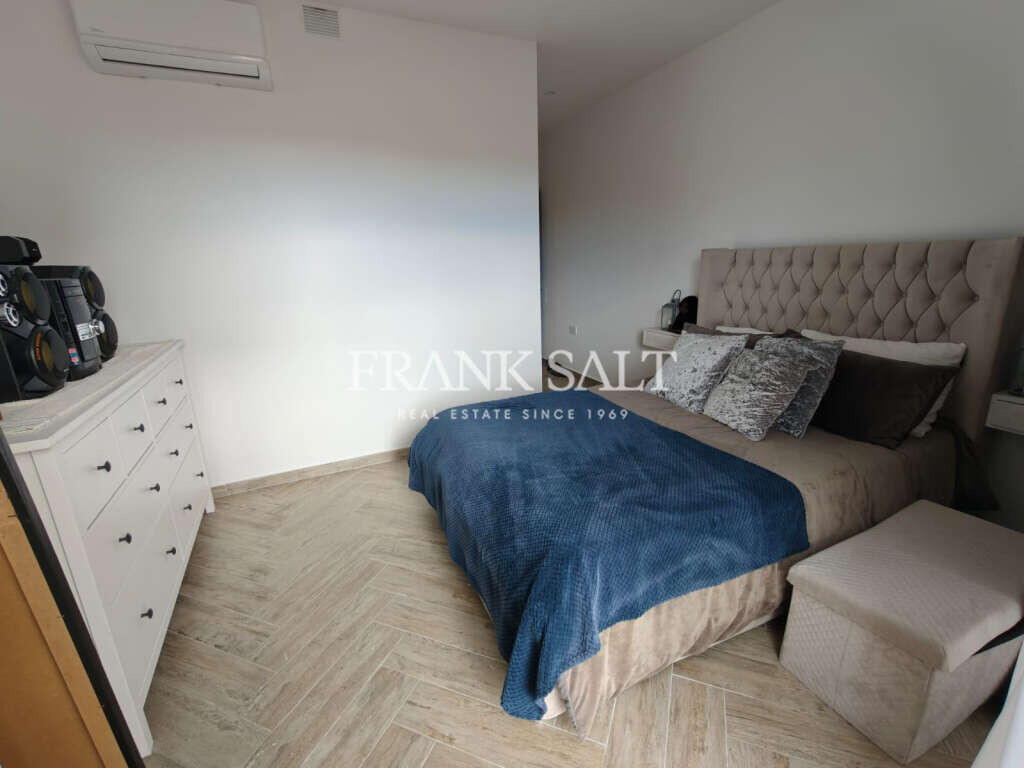 Rabat, 3 Bedrooms Bedrooms, ,1 BathroomBathrooms,For Sale,FRSA-924187
