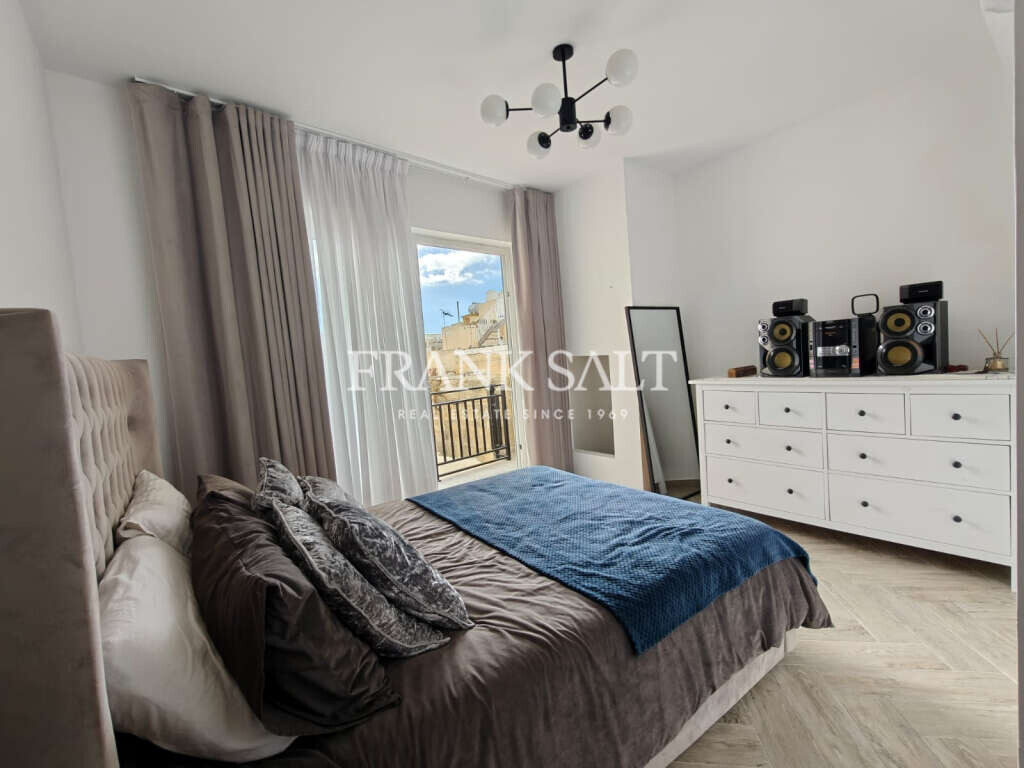 Rabat, 3 Bedrooms Bedrooms, ,1 BathroomBathrooms,For Sale,FRSA-924187